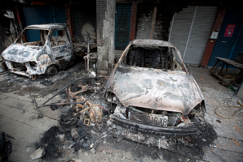 Illustration for article titled Explosions Devastate Taiwanese City, Killing 25 And Flipping Vehicles